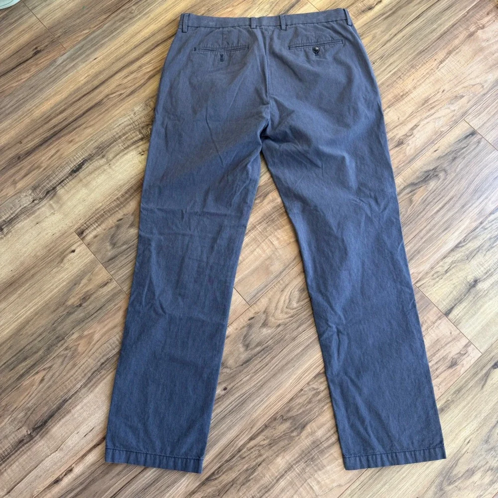 Banana Republic Kentfield Pant Mens 33x32 Navy Blue Pinstripe 100% Cotton Chino